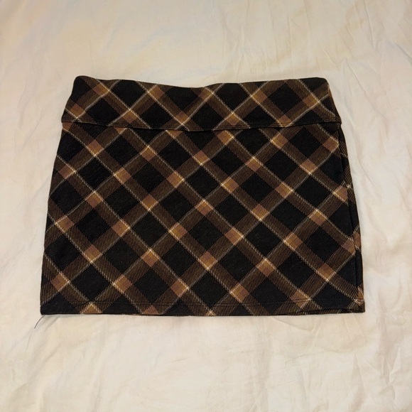 Plaid mini skirt!!!! - Picture 2 of 2